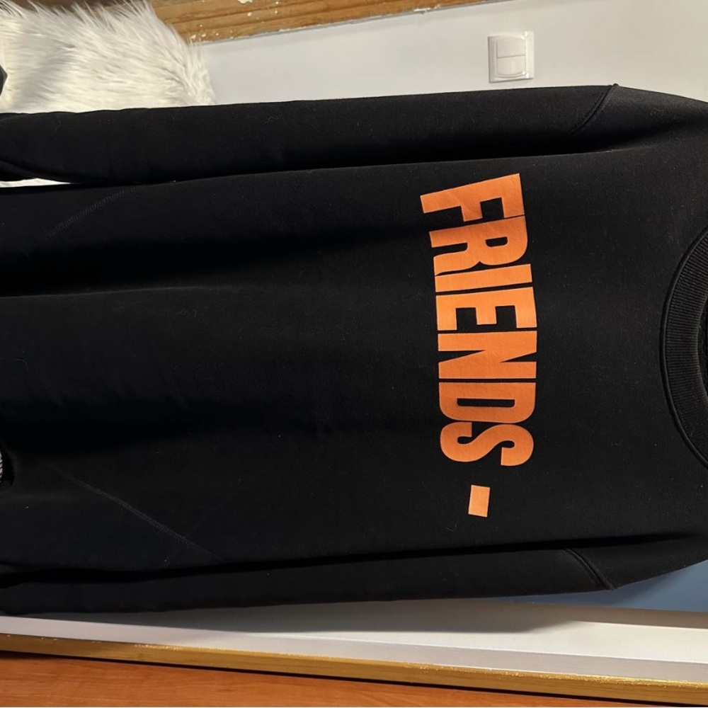 Vlone (Friends) OG Sweater